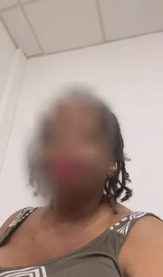 Antonia, 32