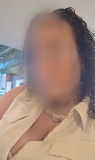 Chiara, 39