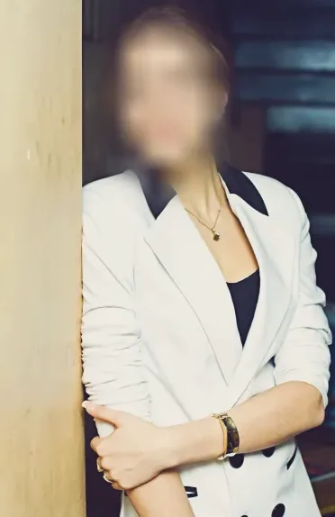 Kathleen, 30