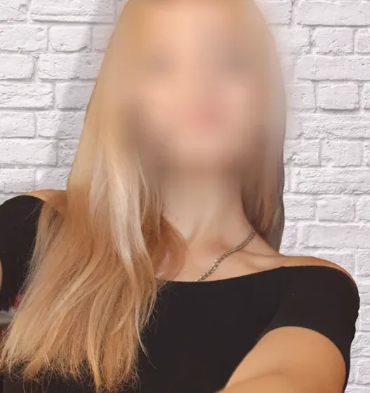 Ramona, 24