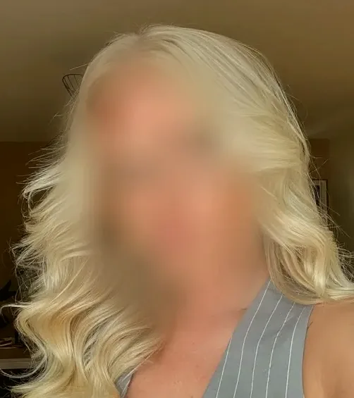 Sophia, 35