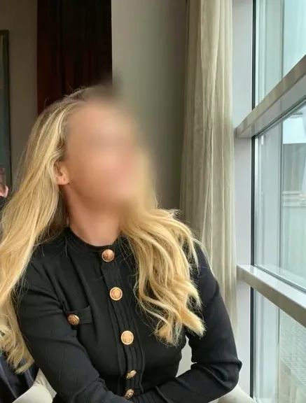 Stefanie, 34