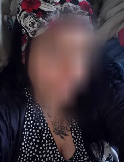 Vanessa, 36